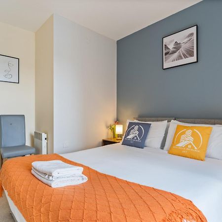 247 Serviced Accommodation In Telford 2 Bedroom Apartment Luaran gambar