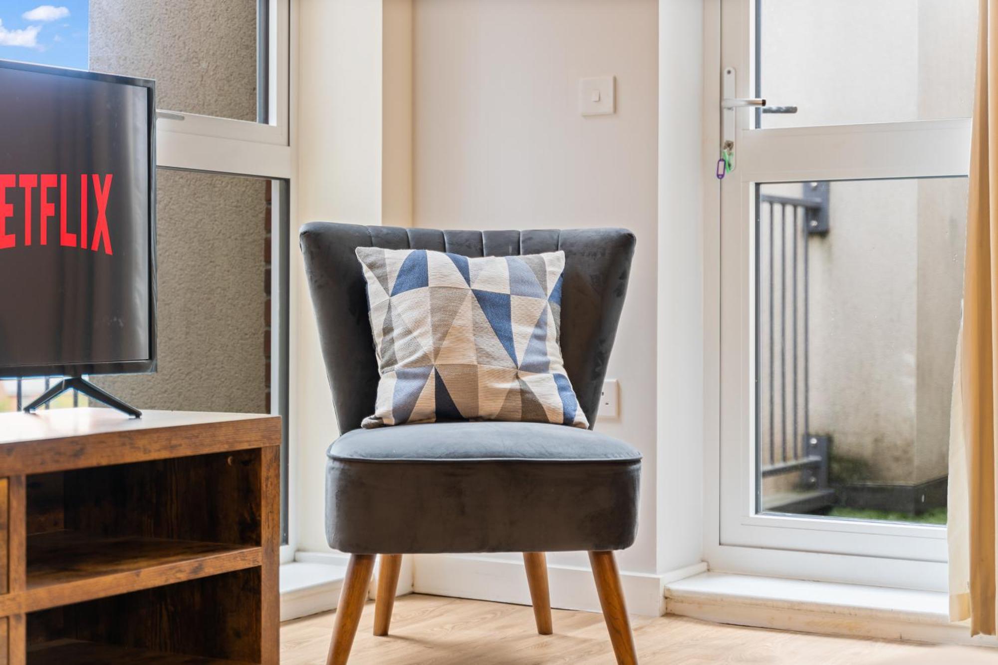 247 Serviced Accommodation In Telford 2 Bedroom Apartment Luaran gambar